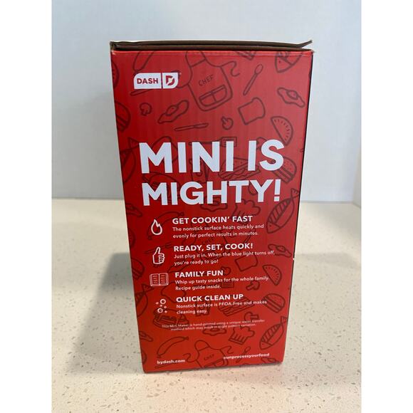 NEW DASH 2 Mini Waffle Maker Skull/Spider - Picture 11 of 14